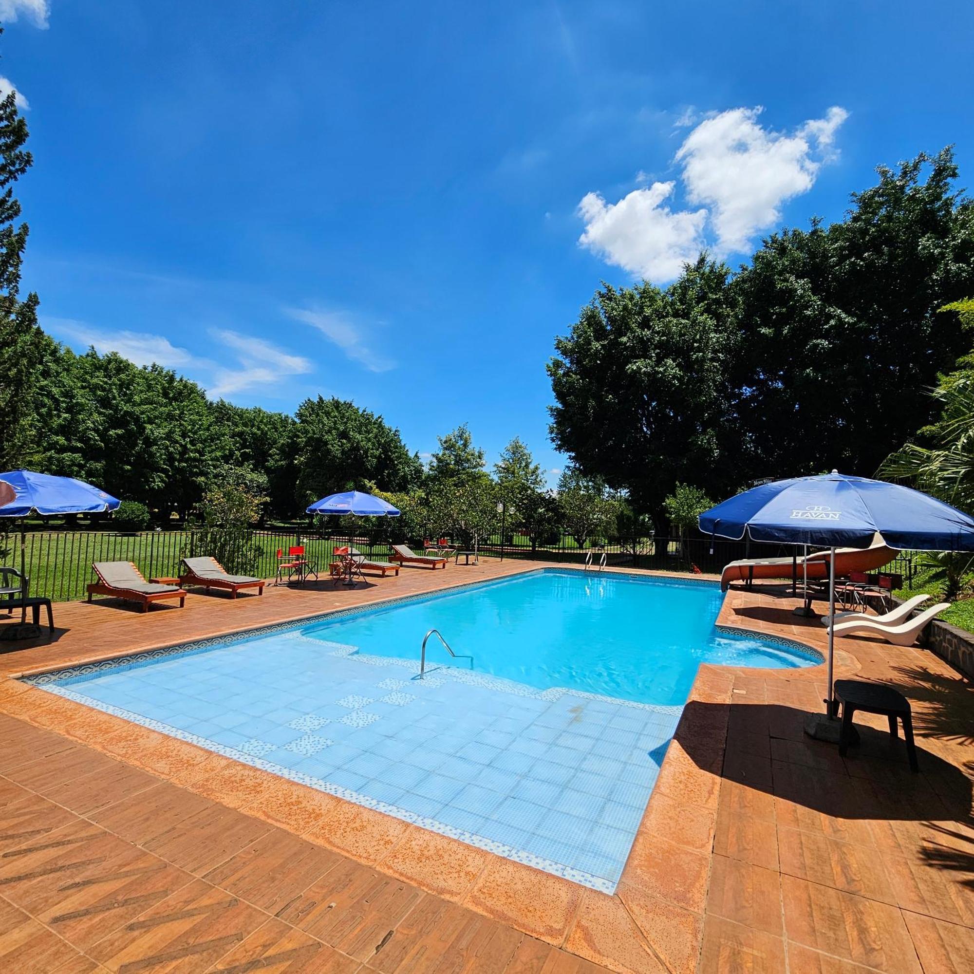 Cabanas El Refugio Del Mensu Puerto Iguazú Exterior foto