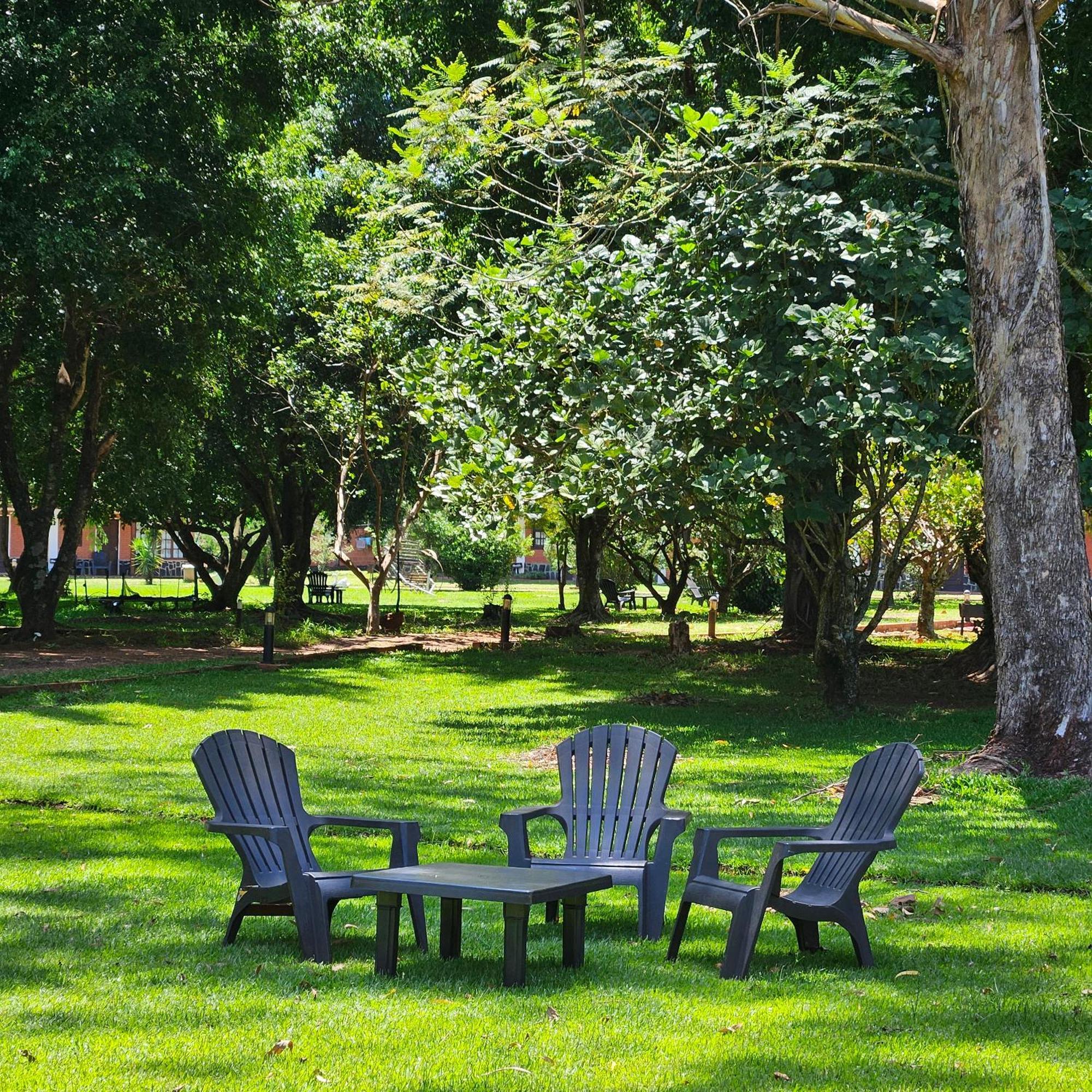 Cabanas El Refugio Del Mensu Puerto Iguazú Exterior foto