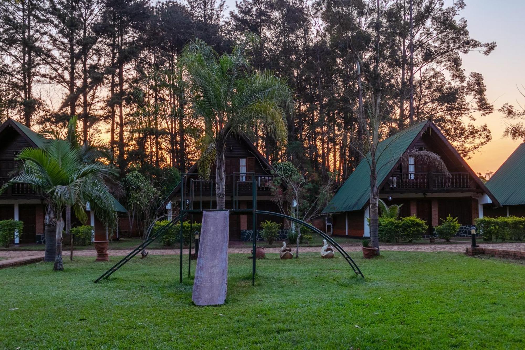Cabanas El Refugio Del Mensu Puerto Iguazú Exterior foto
