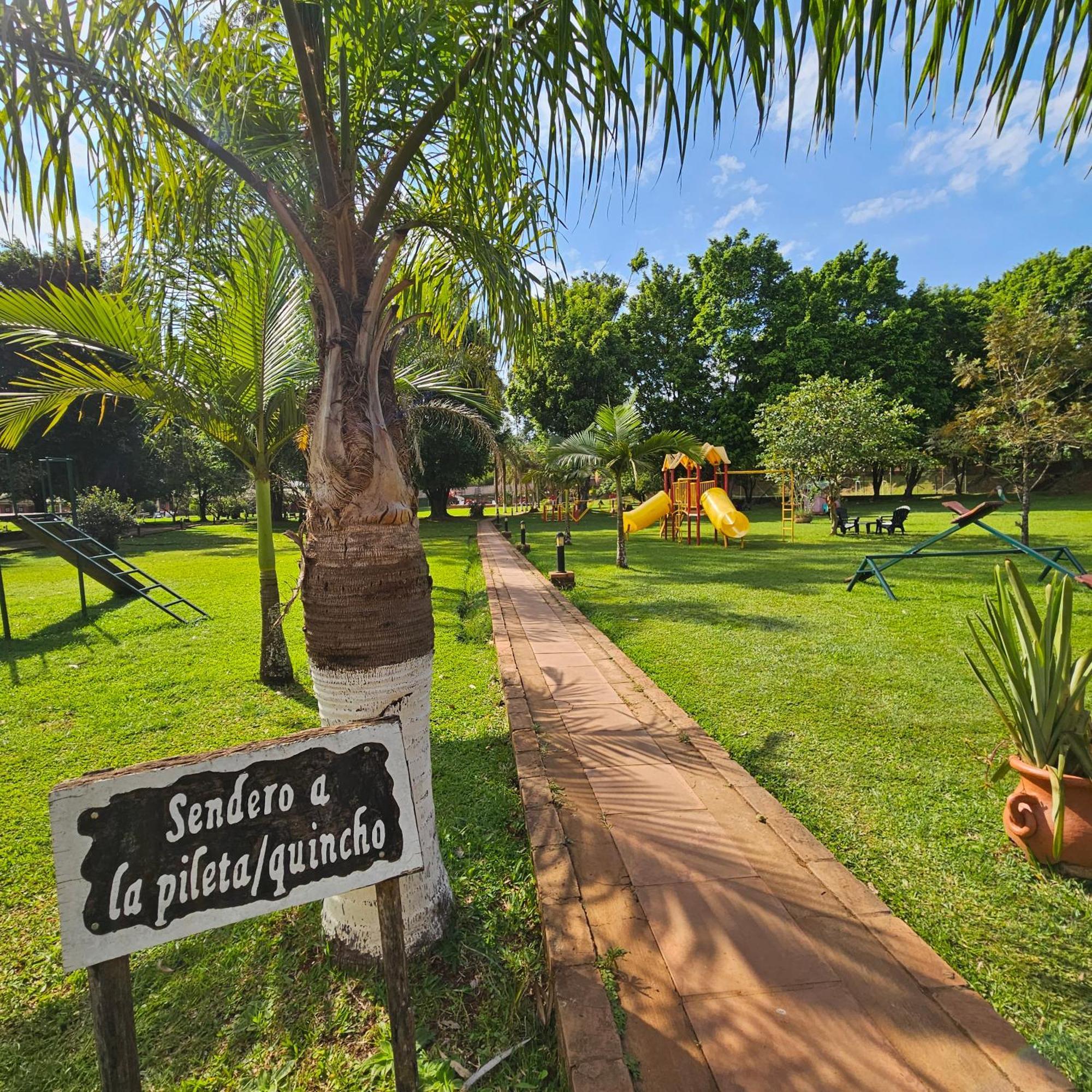 Cabanas El Refugio Del Mensu Puerto Iguazú Exterior foto